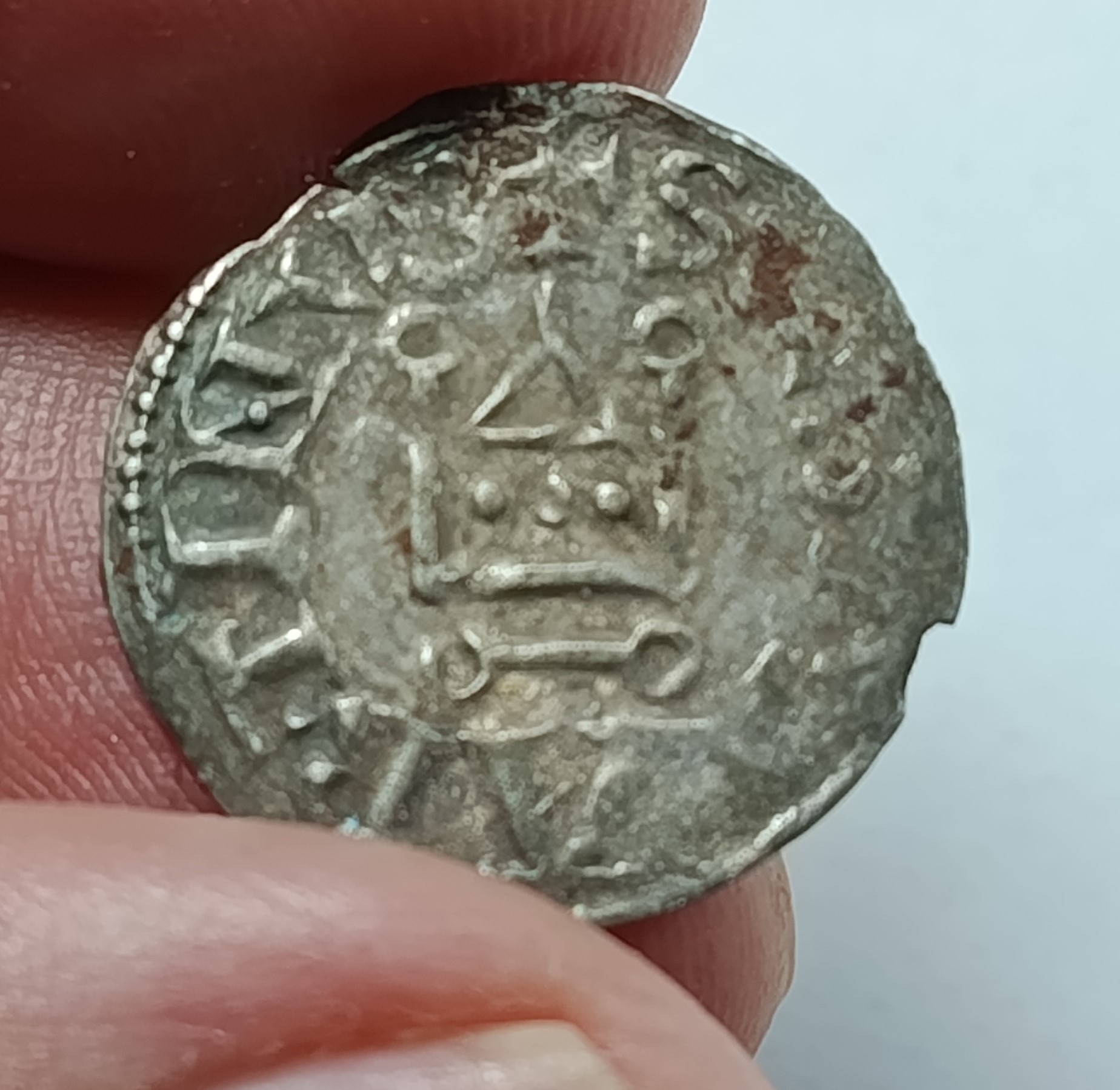 Denier anonyme de l'Abbaye de Saint-Martin de Tours (XIIème siècle)