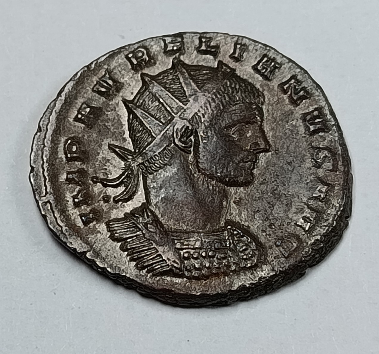 Antoninien d'Aurelien Revers Fortune assise sur une roue – Image 4